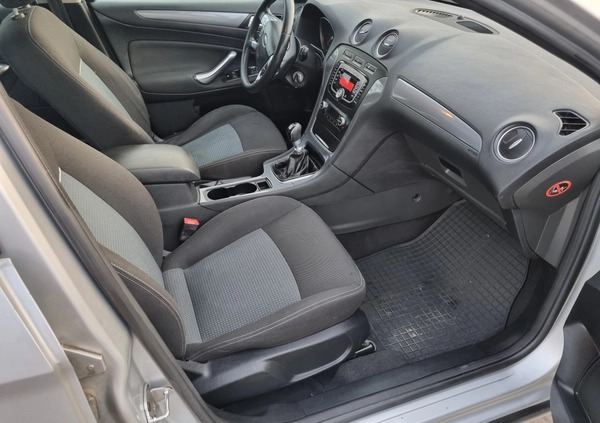 Ford Mondeo cena 19900 przebieg: 388000, rok produkcji 2014 z Siedlce małe 631